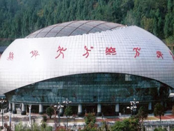 萧县体育中心球形网架加工安装